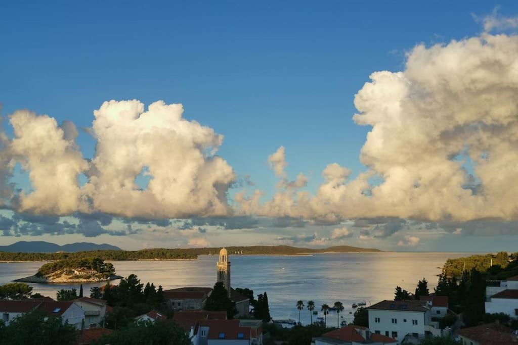 All About The Sea - Riviera House Near The Center Of Hvar Хвар Экстерьер фото